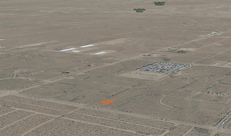 0.25 Acres – Kern County, CA - Land Near Airport: Prices Taking Off!