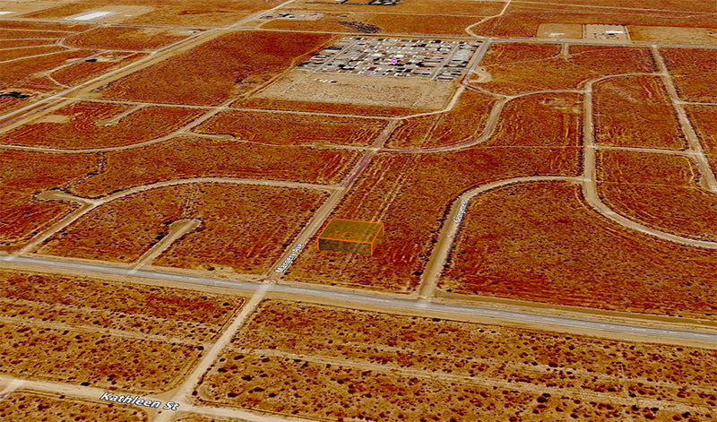 0.25 Acres – Kern County, CA - Land Near Airport: Prices Taking Off!